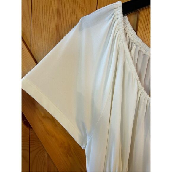 I.N. Studio White Blouse Top Size 1X (0700) - Picture 3 of 5